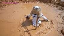 Xiaomeng as Barbara Stuck in the Mud