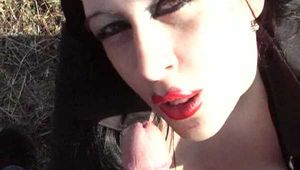 Business Diva Blowing Outdoor – Cum In Her Face