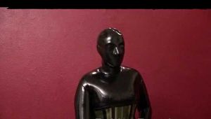 Unartige Latexschlampe