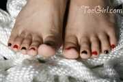 Bare feet and Rope