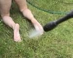 Nicky´s Education - Outdoor shower