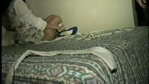 39 Yr OLD SECRETARY TIES UP AND GAGS HERSELF (D35-1)