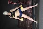 ***COURTNEY***NEW MODELL***watching Courtney during her workout with barbells wearing a sexy shiny nylon shorts and a top  (Pics)