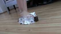 Cake Crushing