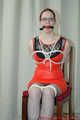 Gefesselt im Wetlook Outfit und verschiedene Knebel