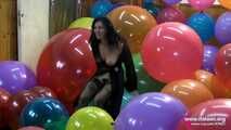 Madame en rouge 25