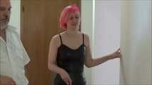 Elena und Stefanie - Die Bürobesichtigung Teil 1 von 8