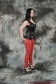 Gefesselt in Lack und Leder