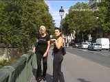 016077 Eve Takes Her First Pee In Paris