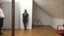 Mara - New prisoner in the office Teil 2 von 8