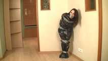 [From archive] Dominica Phoenix - packed in trash bag and escapes