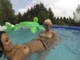 299 Swimming with the turtles! 
