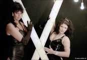 2 Dominas