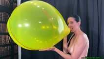 Blow2Pop yellow TT17 with a red slip