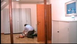 Julia - Allein im Büro Teil 3 von 6 (A)