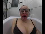 I'll show you my feet and masturbate while doing it!