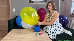 balloon preparing by pump and nail2pop them