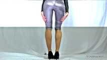 Glänzende Caprileggings zerreißen