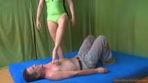 Miss LadyShot, buttdrops, face- and bodysitting