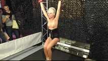 My apologize with a really hard punishment in Public !