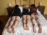 3 Milfs six feet!