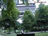 016080 Eve Takes A Pee From A Bench Beneath The Eiffel Tower