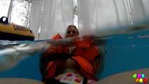 539 Big boobs and tight life jackets