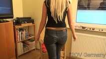 "Under german roofs" - Serena with dark blue disco pants