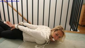 Gina+Tatjana hogtied