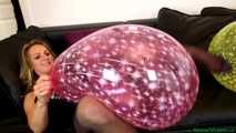 sexy bouncing and sitpopping thai balloons