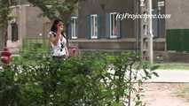 050033 Roxy Takes A Desperate Pee By The Apartment Building