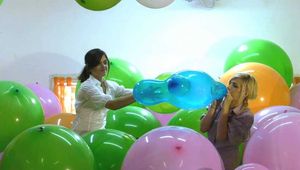 Denise & Claire 04