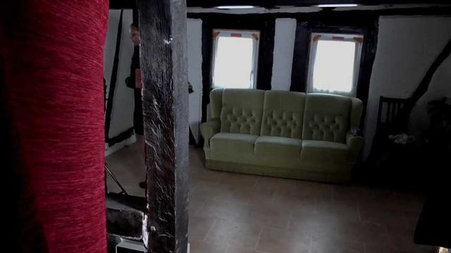 Jasmin in "estate agents" 1