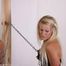 2 girls
