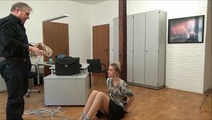 Gast Lea - Das Abendessen Teil 4 von 5