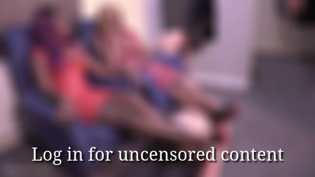 Double rubber Mistresses shoe worship - full clip