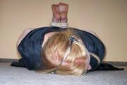 Stuhlfesselung und Hogtie