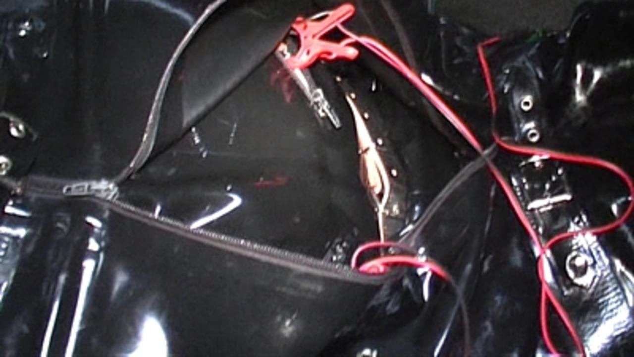 Lady Isis - Rubber Mumification Part1