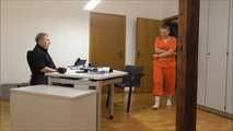 Paula - Hochsicherheitsgefangene im Büro Teil 1 von 9