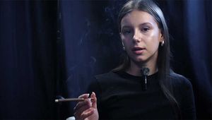 Natural beauty lady smoking 120mm cigarette