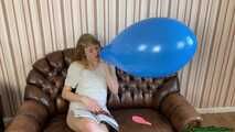 Blow2Pop big blue U15 while reading book