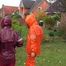 Miss Petra und Lady Nadja in AGU Regenanzug (original AGU) und einer orangen Adidas AGU Regenjacke