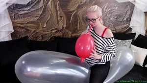 Blow2Pop red Unique airship balloon