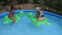 299 Swimming with the turtles! 