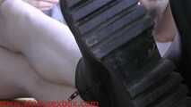 second cam of shoes and pee