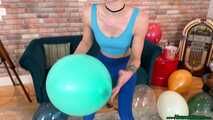 sit2pop B14 balloons in leggings