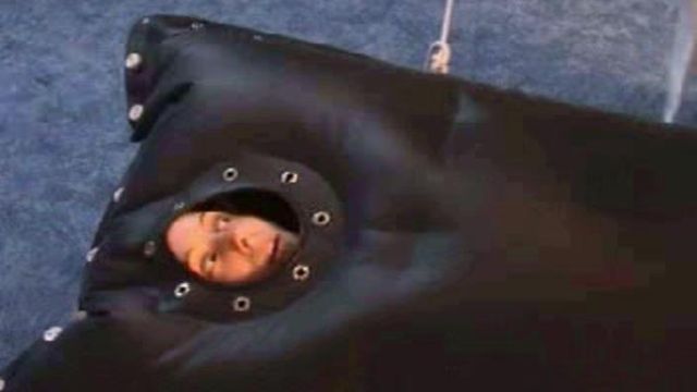 ab-070 Claustrophobia (3)