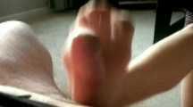IN NYLONS ABGEWICHST