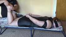 Relaxing in cuffs 2/3