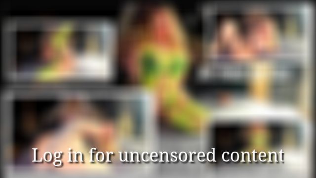 I wank my pussy for Andre!